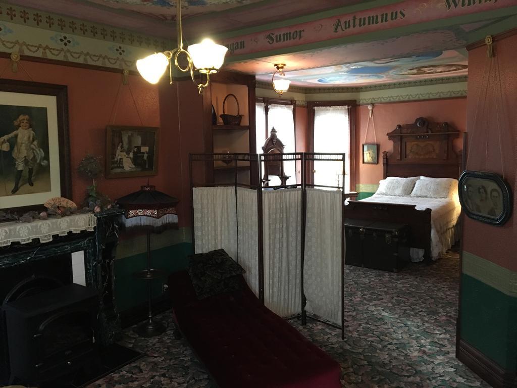 Geiger Victorian Bed And Breakfast Такома Экстерьер фото