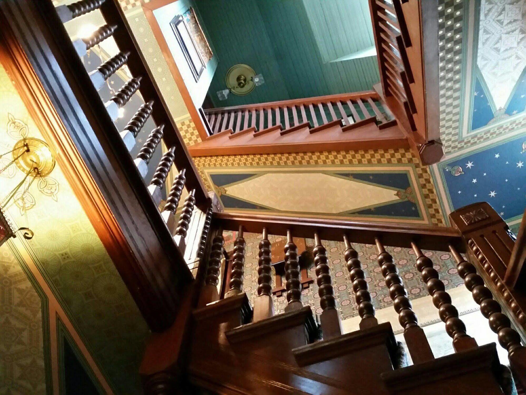 Geiger Victorian Bed And Breakfast Такома Экстерьер фото